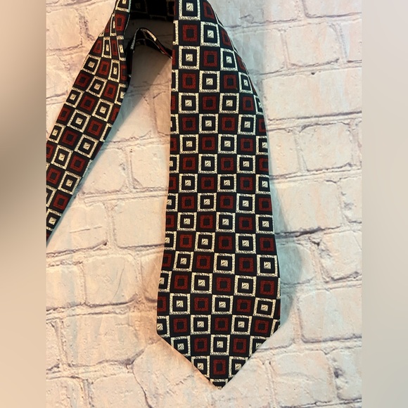 MONSIEUR GIVENCHY MENS SILK BLACK/WHITE/BURGUNDY SQUARES PRINT TIE - Picture 3 of 6